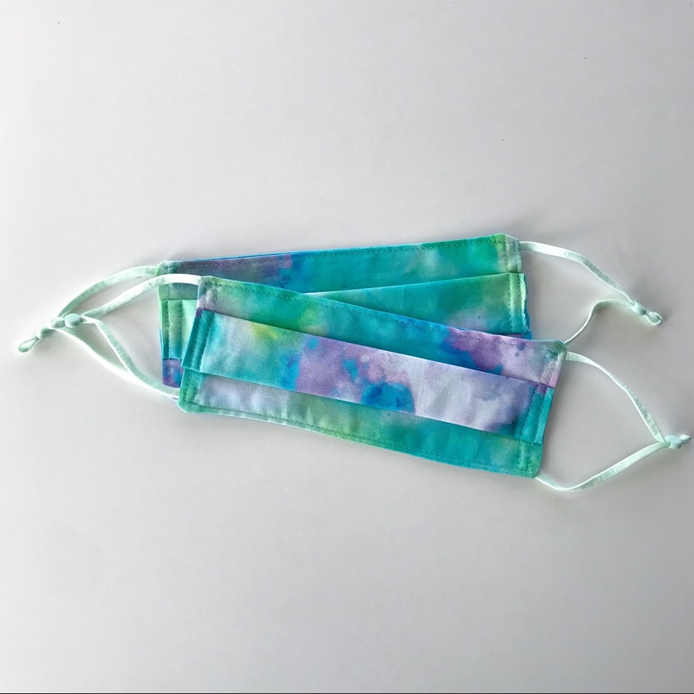 Adjustable tie-dye masks!